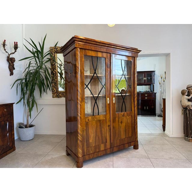 Biedermeier Display Cabinet in Walnut For Sale - Image 4 of 11