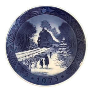 1973 Going Home for Christmas Royal Copenhagen Porcelain 7” Plate