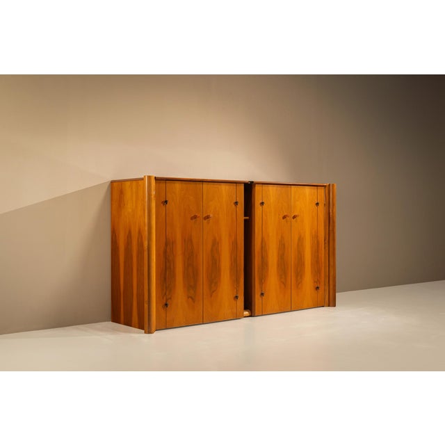 1970s Scuderia Sideboard in Walnut by Carlo Scarpa for Bernini, Italy, 1970s For Sale - Image 5 of 16
