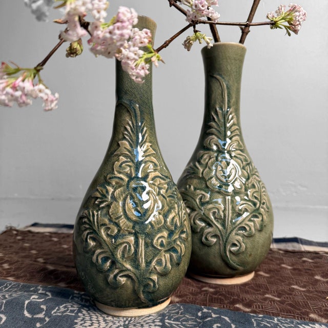 Celadon Ikebana Vases with Floral Relief by Noma Gazan, Japan, 1970s, Set of 2 For Sale - Image 4 of 17