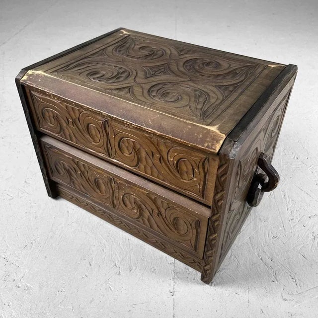 Vintage Shōwa Nikko-Bori Haribako Tansu, Japan, 1960s For Sale - Image 10 of 10