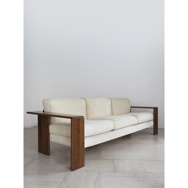 Italian three-seater sofa from the "Artona" series designed by Afra & Tobia Scarpa for Maxalto in the 1970s. It features a...