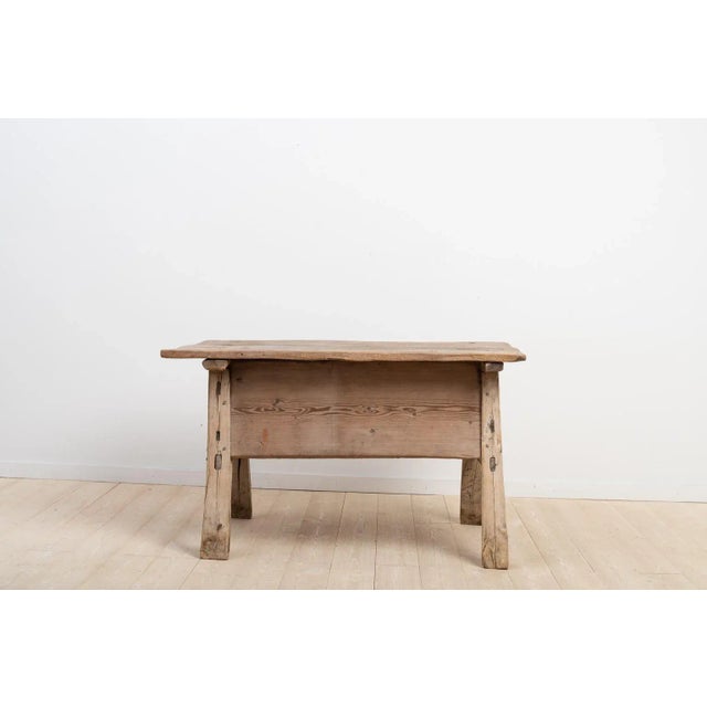 Early 18th Century Swedish Hedna Table For Sale - Image 4 of 9