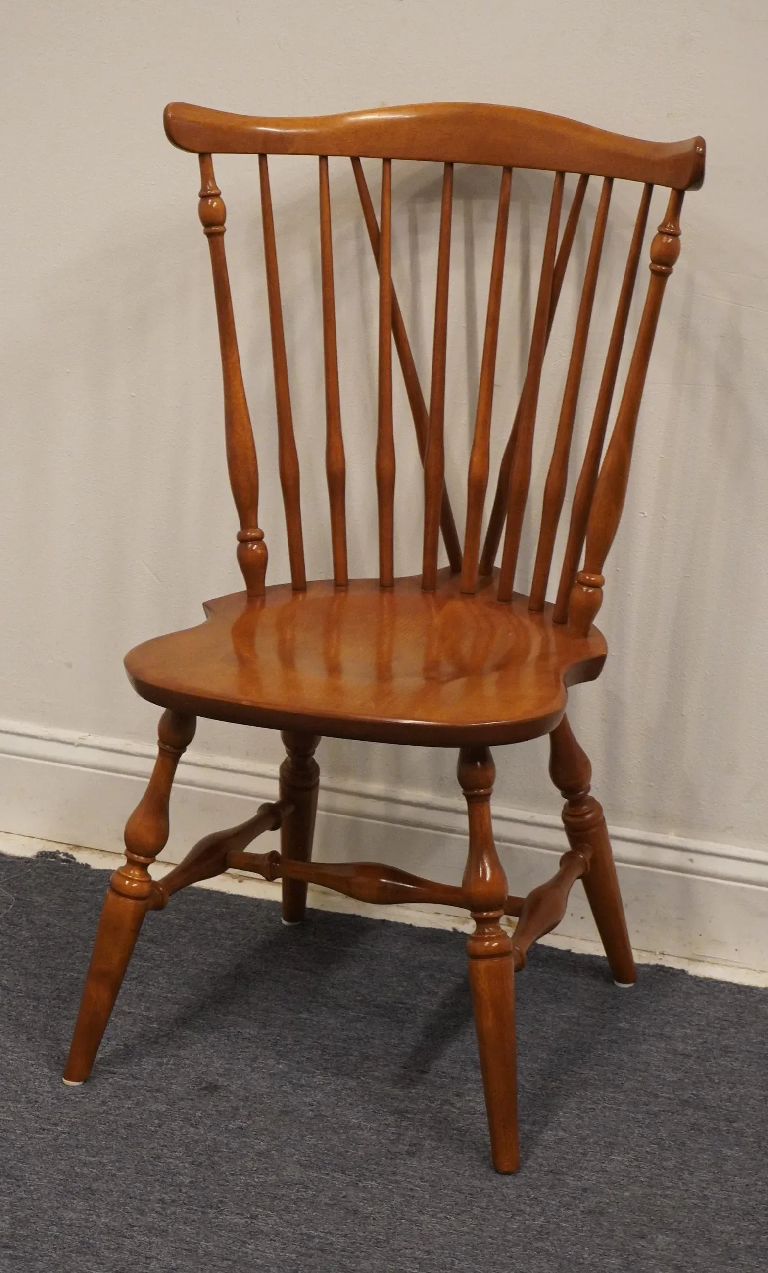 Ethan Allen Heirloom Nutmeg Maple Fiddleback Windsor Dining Side
