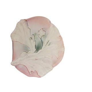 Savoir Vivre Artesia Nouveau Pink and Green Luster Crystal Dish For Sale