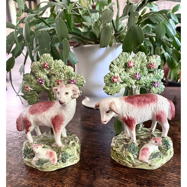 Antique Early 1800s English Walton Staffordshire Pearlware Sheep & Ram Figures - A Pair For Sale In Dallas - Image 6 of 15