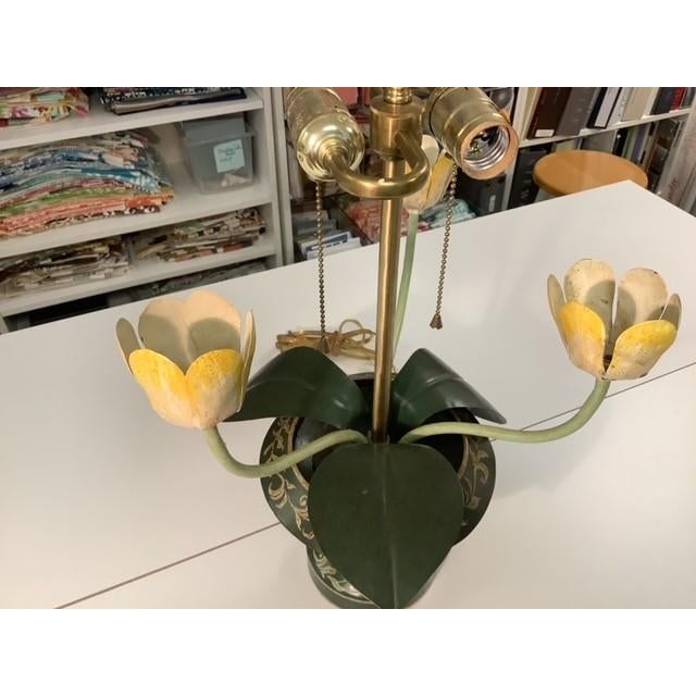 Metal Vintage Brunschwig & Fils Green Tole Lamp For Sale - Image 7 of 7