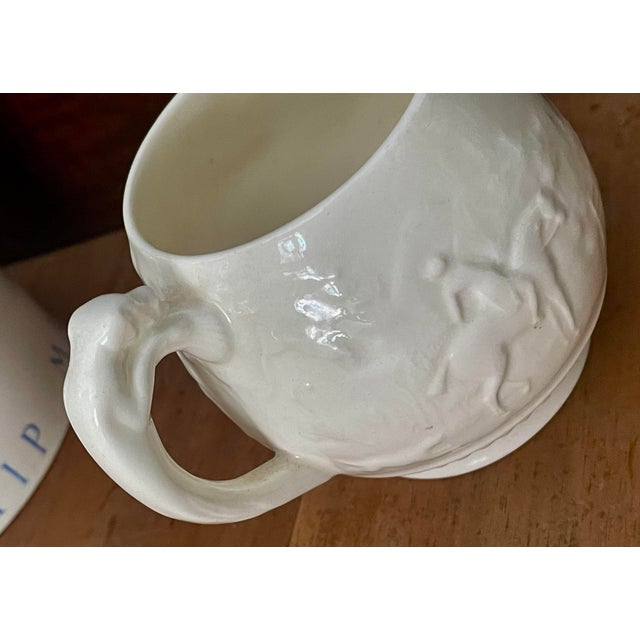 Wedgwood Mid 20th Century Wedgewood Devonshire Off-White Embossed Classical Hunting Creamer Cream Pitcher For Sale - Image 4 of 10