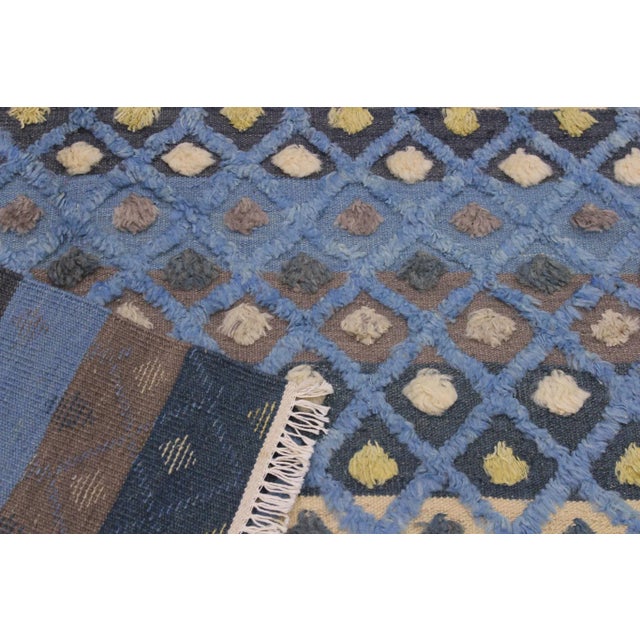 1990s 1990s 1990s Modern Moroccan High-Low Lt. Blue/Ivory Wool Rug - 5'5'' X 7'5'' For Sale - Image 5 of 8