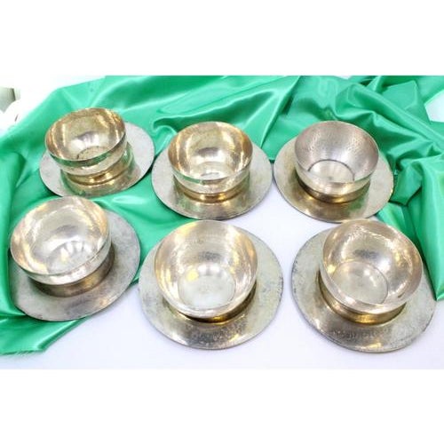 Wash Basins and Plates in Hammered Silver, Set of 6 For Sale - Image 6 of 6