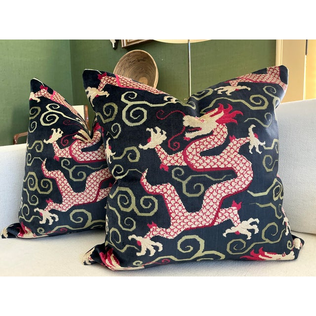 Schumacher Schumacher Bixi Velvet 22’” Down Filled Pillows - a Pair For Sale - Image 4 of 5