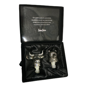 Neiman Marcus Bull and Bear Wine Bottle Stoppers