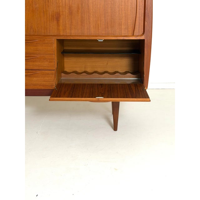 UM18 Sideboard in Teak by Johannes Andersen for Uldum Møbelfabrik, 1960s For Sale - Image 11 of 15
