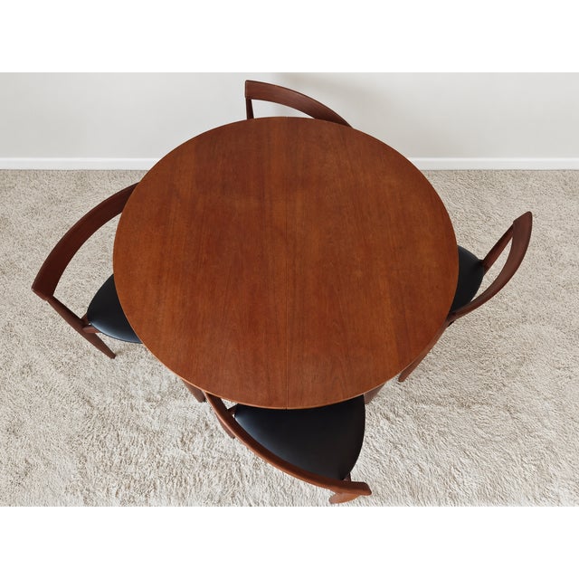 Mid-Century Modern Round Extendable Dining Table and Chairs in Teak by Hans Olsen for Frem Røjle, Denmark, 1960s, Set of 5 For Sale - Image 3 of 18