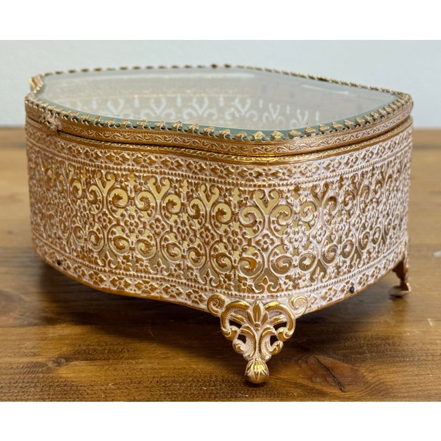 Metal Vintage Hollywood Regency Ormolu Style Jewelry Box For Sale - Image 7 of 9