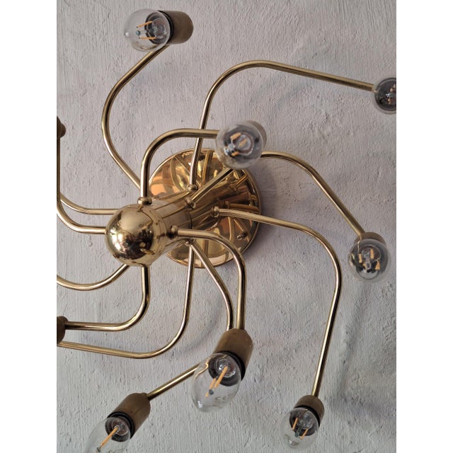 Mid 20th Century Mid-Century Modern Three-Level Spiral Brass Pendant Light with Twelve Lights, 1960s For Sale - Image 5 of 8