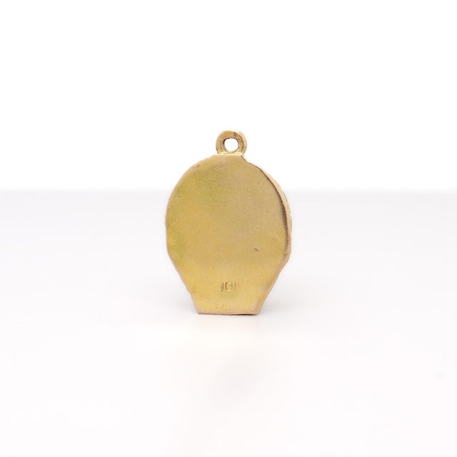 Vintage 10k Yellow Gold Figural Igloo Charm for a Bracelet For Sale In Philadelphia - Image 6 of 12