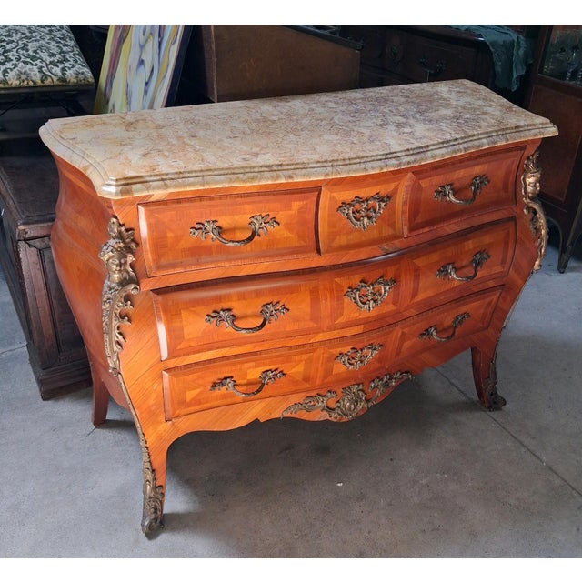 Louis XV Style Bombé Commode in Marquetry with Marble Top, 1890s For Sale - Image 6 of 7
