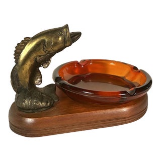Vintage Mid-Century Cornwall Wood Products Amber Glass & Brass Fish Ashtray Catch-All For Sale