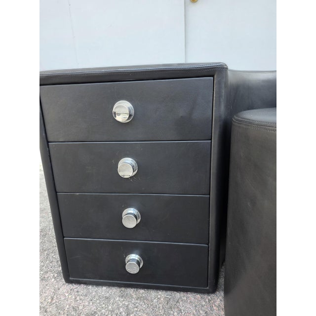 Black Chest of Drawers with Black Leather Stool by Guido Faleschini for I4 Mariani, 1970, Set of 3 For Sale - Image 8 of 12