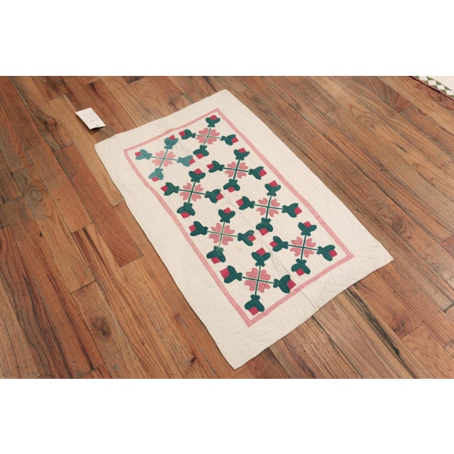 Ivory Floral Folk Art Antique American Quilt Textile, Country of Origin: America, Circa Date: 1860-1880