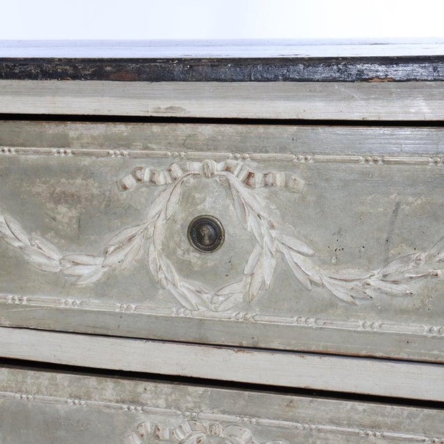 Antique French Classical 2-Drawer Commode With Carved Laurel Garland 17th/18thC Measures - 34.75"h x 46.5"w x 22"d A...