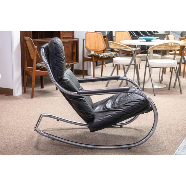 Mid 20th Century Milo Baughman for Dia Black Leather and Tubular Chrome Vintage Rocker & Ottoman For Sale - Image 5 of 11