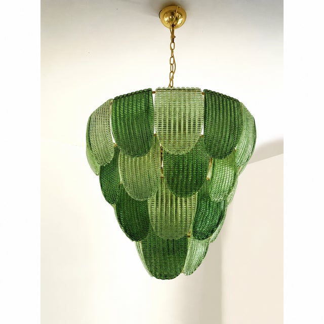 Transparent Luxury Multi Green Petals Murano Glass Chandelier – Contemporary Simoeng Design For Sale - Image 8 of 10