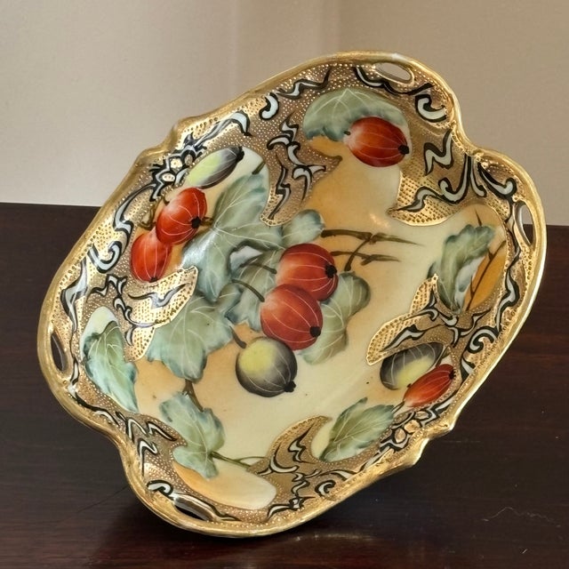 White Antique Nippon Porcelain Gooseberry Footed Bowl For Sale - Image 8 of 18