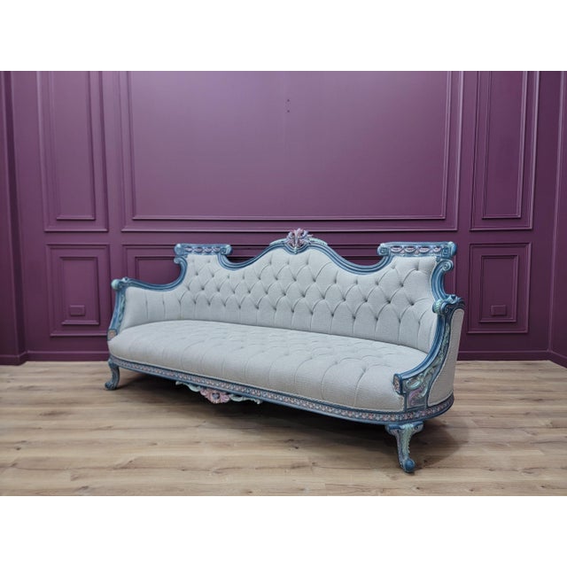 1970s French Provincial Living Room Set | Hand Carved Baroque Sofa & Armchairs | Blue and Rose Gold Ornate Tufted 4-Piece Set For Sale - Image 4 of 18