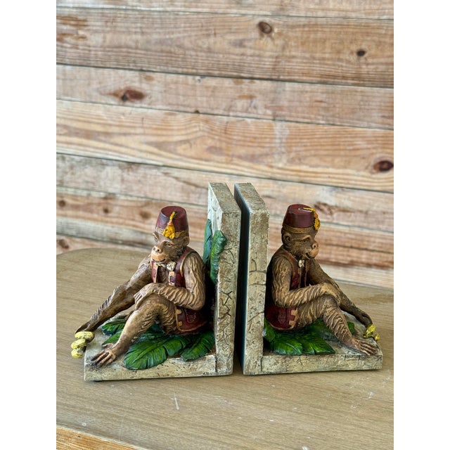 Plastic Vintage Cast Resin Monkey Bookends With Bananas and Fez Hats – Pair For Sale - Image 7 of 8