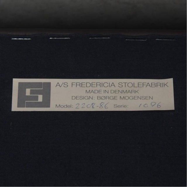 Model 2208 2-Seater Sofa in Black Leather by Børge Mogensen, 1990s For Sale - Image 18 of 18