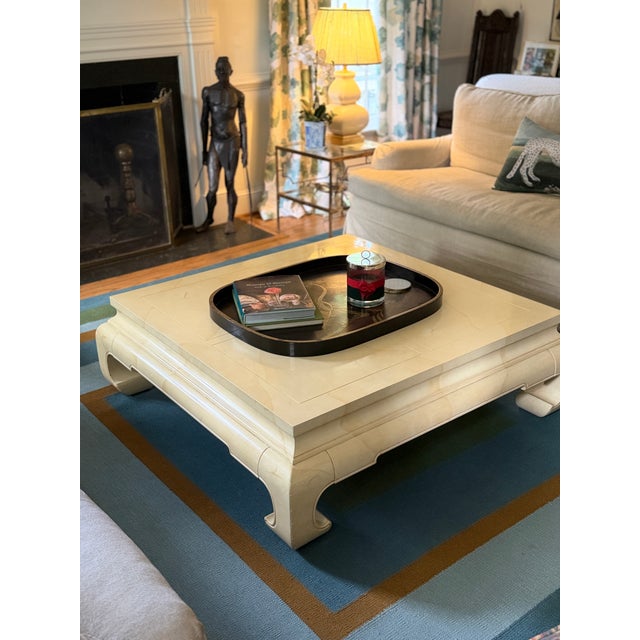 For your consideration is a stunning, authentic 1970s Henredon Folio 16 collection square Ming-style cocktail table....