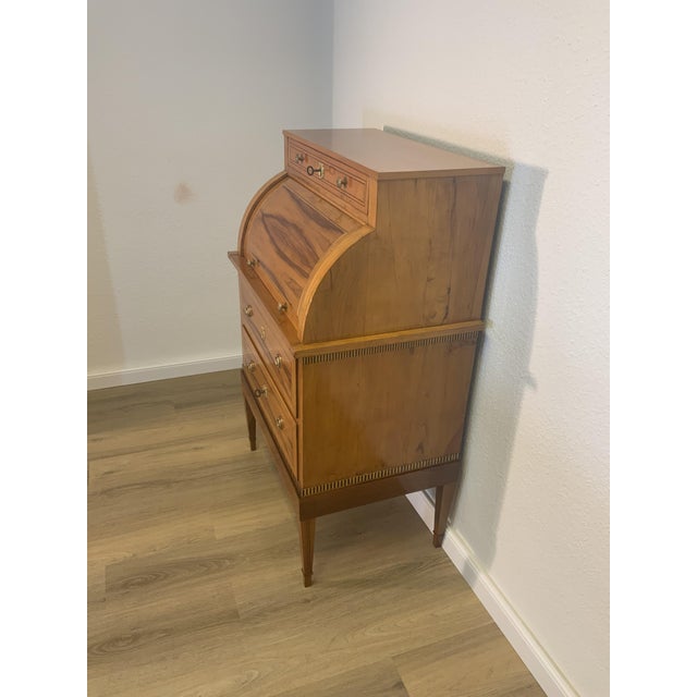 Small Ladies Secretary in Apple Wood, 1800 For Sale - Image 9 of 18