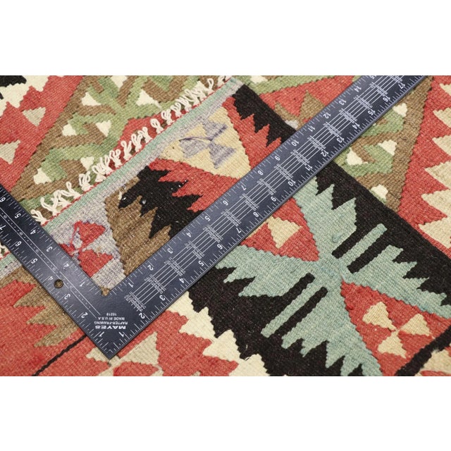 Mid 20th Century Vintage Persian Shiraz Kilim Rug, 03'00 X 05'00 For Sale - Image 5 of 9