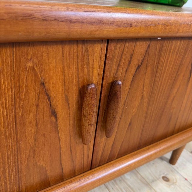 Low Sideboard with Retractable Teak Doors from Dyrlund, Denmark, 1960 For Sale - Image 4 of 11