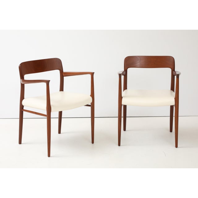 Mid-Century Modern Niels Otto Moller Model 77 & 56 Teak Dining Chairs Set of 10 For Sale - Image 3 of 18