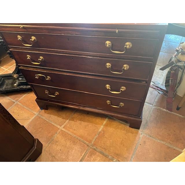 1970s Baker Furniture Historic Charleston Mahogany Chest of Drawers For Sale - Image 4 of 6