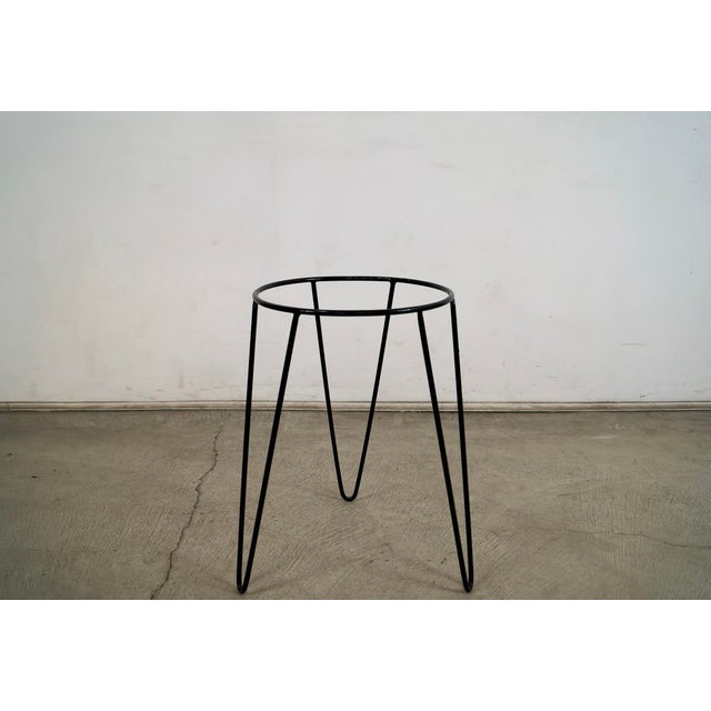 Mid-Century Modern 1950’s Mid-Century Modern Iron Hairpin Plant Stand For Sale - Image 3 of 10