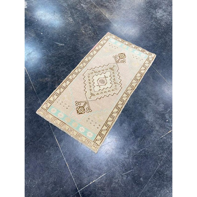 Turkish Oushak Rug 4' x 6' #17057 For Sale In Houston - Image 6 of 8
