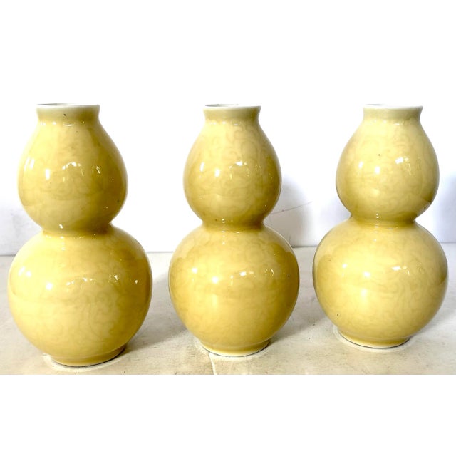 Mid-Century Modern Trio of Chinese Yellow Gourd Vases For Sale - Image 3 of 3