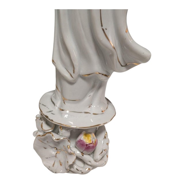 Chinese Republic Period Porcelain Guanyin Lotus Figures - A Pair For Sale - Image 4 of 5