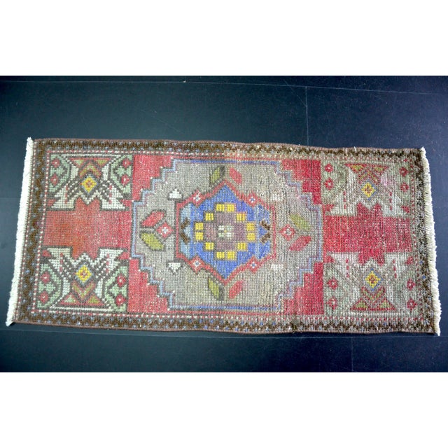 Traditional Vintage Turkish Handwoven Anatolia Rug For Sale - Image 3 of 6