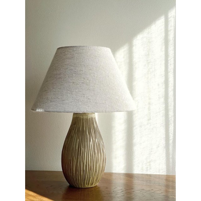 Scandinavian Earthenware Table Lamp by Greta Runeborg for Ekeby, 1940s For Sale - Image 3 of 11