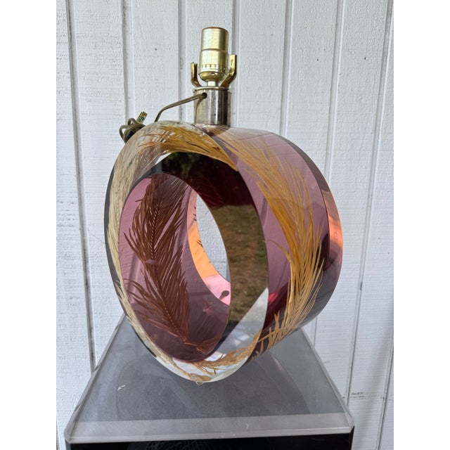 Plastic Vintage Modern Amethyst Lucite Sculptural Palm Frond Lamp For Sale - Image 7 of 11