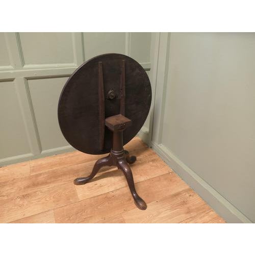 Antique Georgian Tilt Top Table in Mahogany, 1800 For Sale - Image 6 of 7