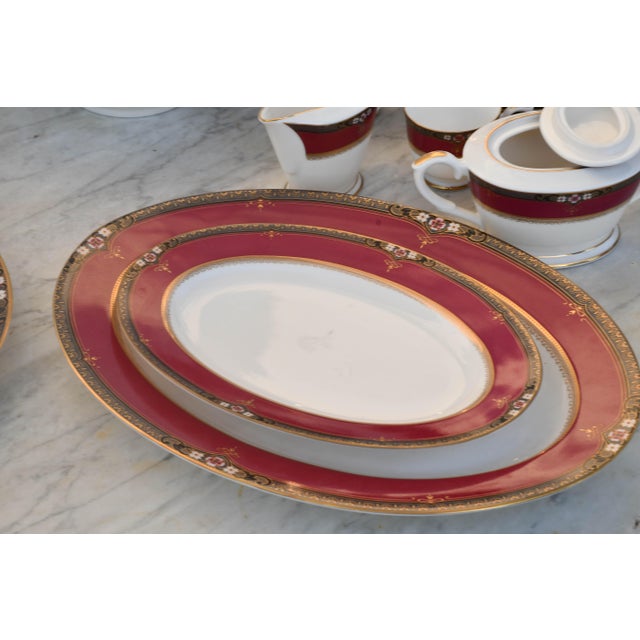 1960s Elegant Mid-Century Japanese Bone China Service for 12 in White and Noble Red For Sale - Image 14 of 17