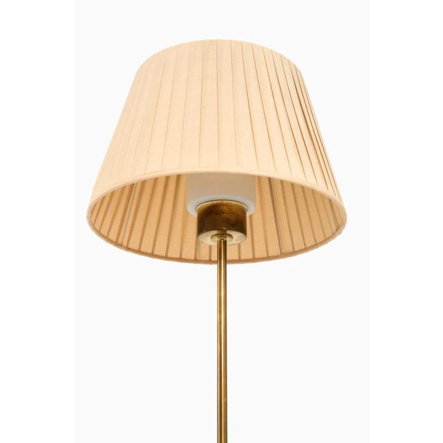 Model G-50 Floor Lamps attributed to Hans-Agne Jakobsson Ab, 1950s, Set of 2 For Sale - Image 4 of 12