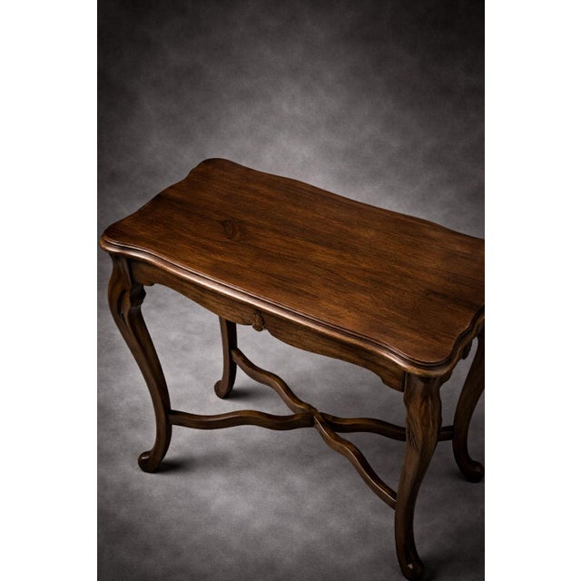 Mid 20th Century Vintage French Provincial Serpentine Side Table in Old Chapel Satin Walnut — Sculptural Cabriole Legs, Matching Companion Available (St275) For Sale - Image 5 of 6