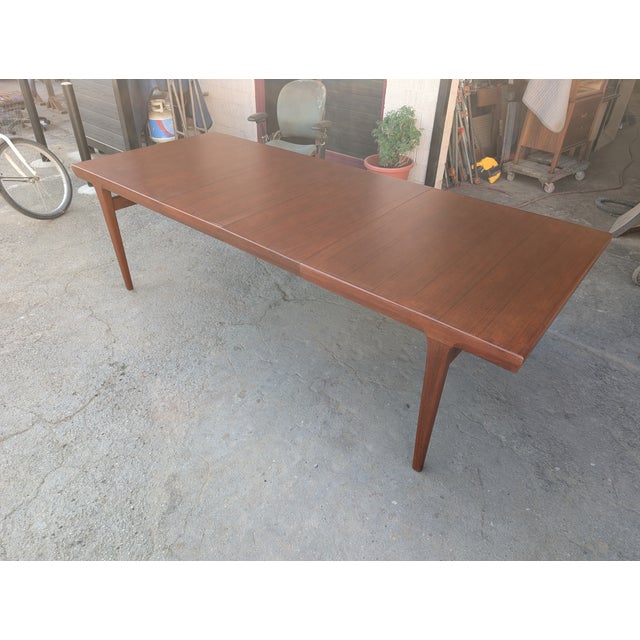 Scandinavian Mid-Century Modern Expandable Teak Dining Table, C1960s For Sale - Image 14 of 15